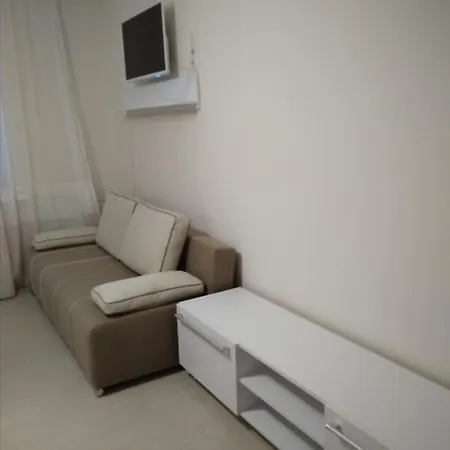 Modern Appartment Near Sofievka Uman Exterior photo