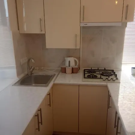 Modern Appartment Near Sofievka Uman Exterior photo