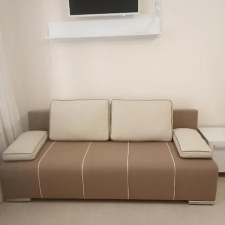 Modern Appartment Near Sofievka Uman Exterior photo